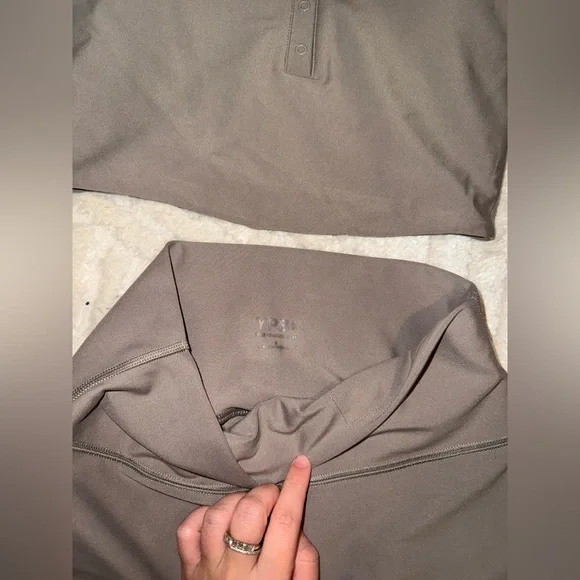 Abercrombie & Fitch Taupe Athletic Shorts Set - Picture 2 of 4